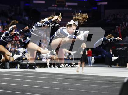 Thumbnail 3 in VHSL State Cheer Competition (Class 5) photogallery.