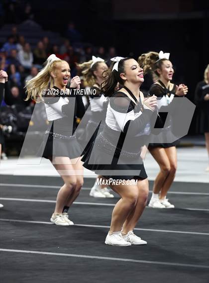 Thumbnail 2 in VHSL State Cheer Competition (Class 5) photogallery.
