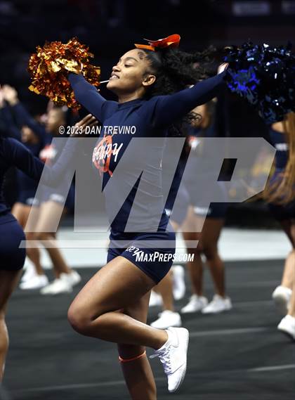 Thumbnail 1 in VHSL State Cheer Competition (Class 5) photogallery.