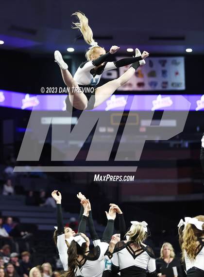 Thumbnail 2 in VHSL State Cheer Competition (Class 5) photogallery.