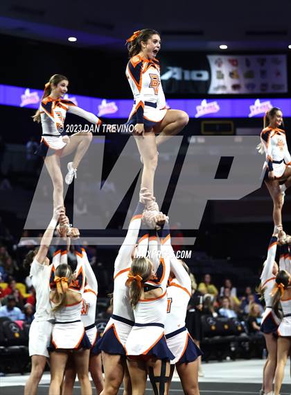 Thumbnail 2 in VHSL State Cheer Competition (Class 5) photogallery.