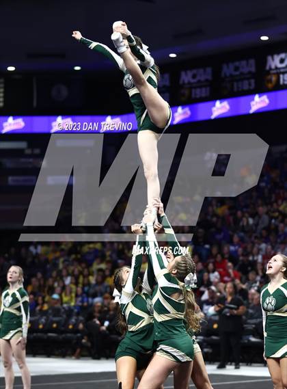 Thumbnail 3 in VHSL State Cheer Competition (Class 5) photogallery.