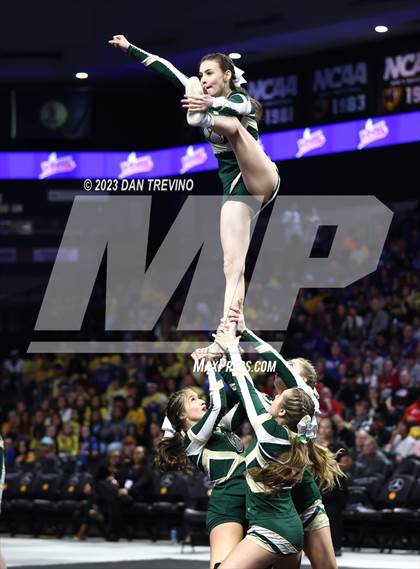 Thumbnail 2 in VHSL State Cheer Competition (Class 5) photogallery.
