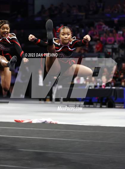 Thumbnail 3 in VHSL State Cheer Competition (Class 5) photogallery.