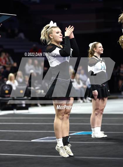 Thumbnail 2 in VHSL State Cheer Competition (Class 5) photogallery.