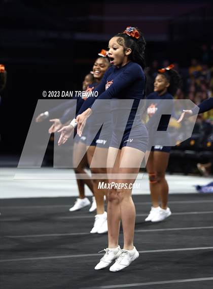 Thumbnail 3 in VHSL State Cheer Competition (Class 5) photogallery.