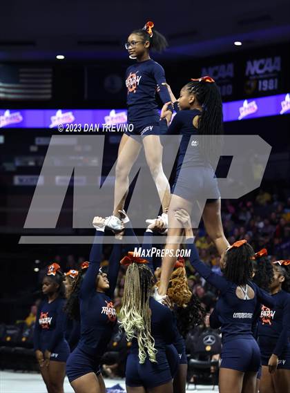 Thumbnail 2 in VHSL State Cheer Competition (Class 5) photogallery.