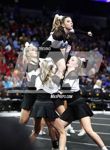Thumbnail 3 in VHSL State Cheer Competition (Class 5) photogallery.