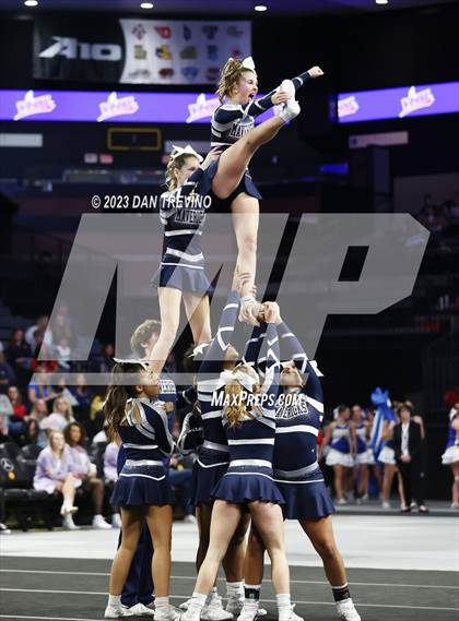 Thumbnail 3 in VHSL State Cheer Competition (Class 5) photogallery.