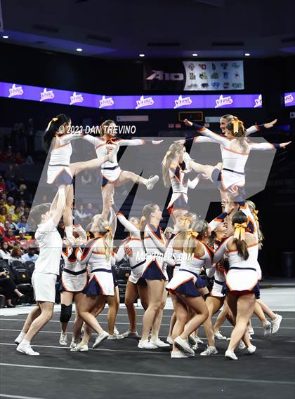 Thumbnail 2 in VHSL State Cheer Competition (Class 5) photogallery.