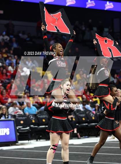 Thumbnail 1 in VHSL State Cheer Competition (Class 5) photogallery.