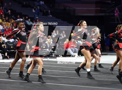 Thumbnail 3 in VHSL State Cheer Competition (Class 5) photogallery.
