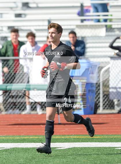 Thumbnail 2 in Brophy College Prep vs. Chaparral (AIA 6A Semifinal) photogallery.