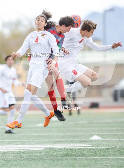 Thumbnail 2 in Brophy College Prep vs. Chaparral (AIA 6A Semifinal) photogallery.