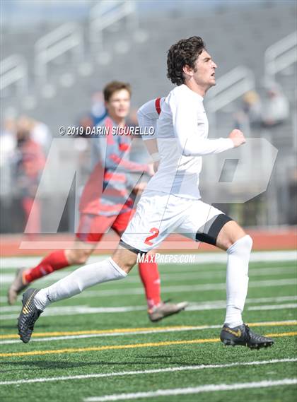 Thumbnail 3 in Brophy College Prep vs. Chaparral (AIA 6A Semifinal) photogallery.