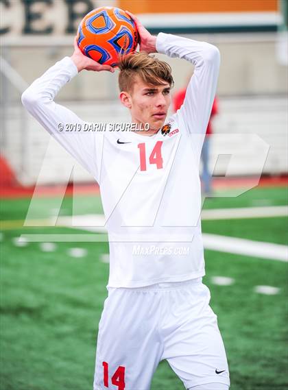 Thumbnail 2 in Brophy College Prep vs. Chaparral (AIA 6A Semifinal) photogallery.