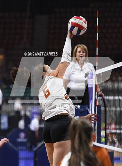 Thumbnail 2 in Mead vs. Thomas Jefferson (CHSAA 4A Playoff) photogallery.