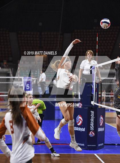 Thumbnail 1 in Mead vs. Thomas Jefferson (CHSAA 4A Playoff) photogallery.