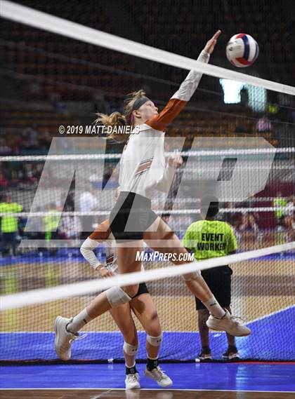 Thumbnail 2 in Mead vs. Thomas Jefferson (CHSAA 4A Playoff) photogallery.