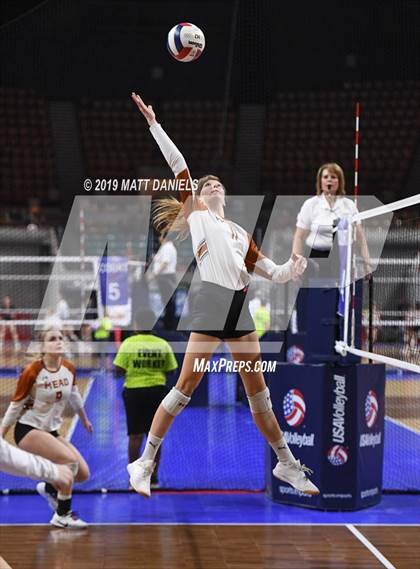 Thumbnail 2 in Mead vs. Thomas Jefferson (CHSAA 4A Playoff) photogallery.