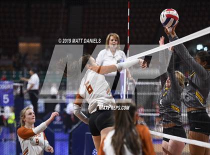 Thumbnail 3 in Mead vs. Thomas Jefferson (CHSAA 4A Playoff) photogallery.