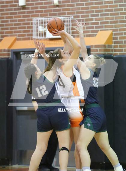 Thumbnail 3 in Dakota @ Utica photogallery.