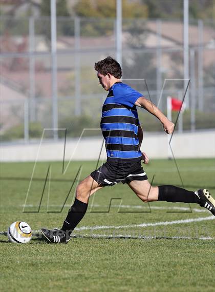 Thumbnail 1 in El Dorado @ Vista del Lago photogallery.