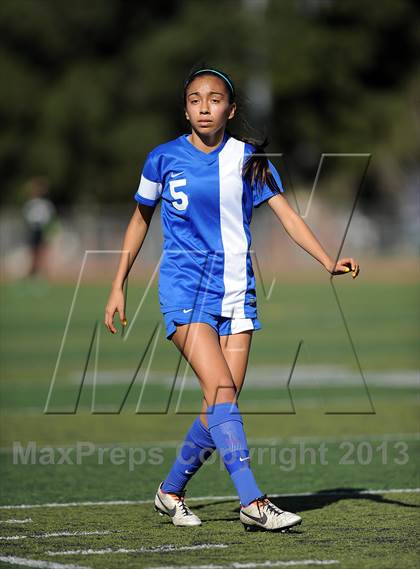 Thumbnail 3 in Granada Hills Charter vs Agoura photogallery.