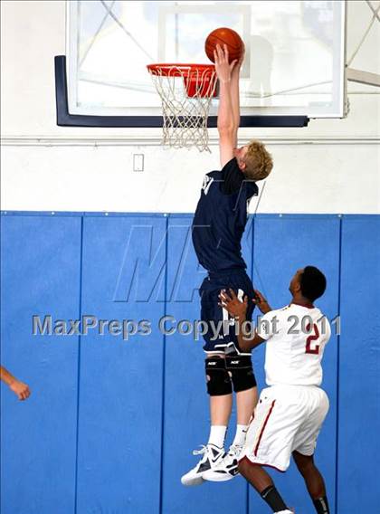 Thumbnail 3 in Alemany vs. Loyola (The Tournament) photogallery.