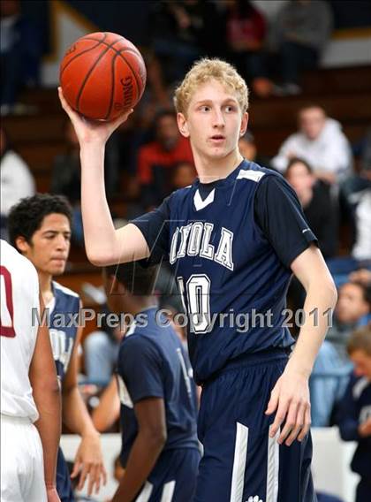 Thumbnail 2 in Alemany vs. Loyola (The Tournament) photogallery.