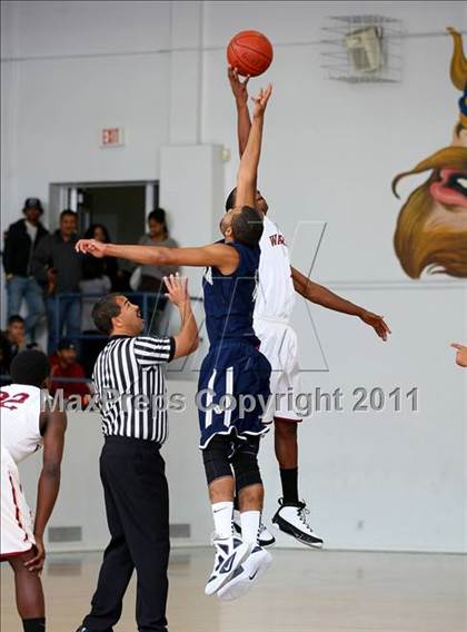 Thumbnail 1 in Alemany vs. Loyola (The Tournament) photogallery.