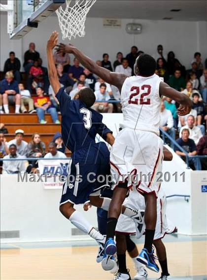Thumbnail 2 in Alemany vs. Loyola (The Tournament) photogallery.