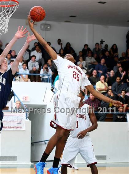 Thumbnail 3 in Alemany vs. Loyola (The Tournament) photogallery.