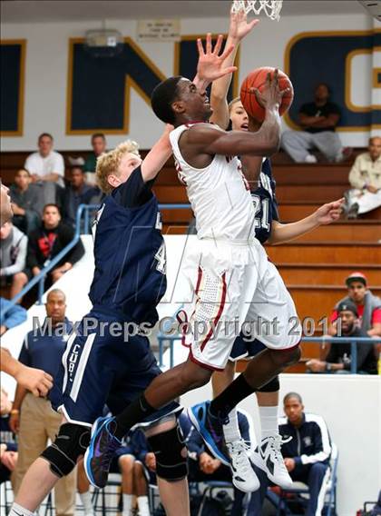 Thumbnail 2 in Alemany vs. Loyola (The Tournament) photogallery.