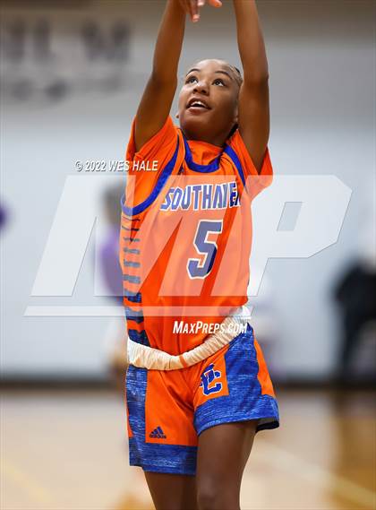 Thumbnail 1 in Southaven @ DeSoto Central photogallery.