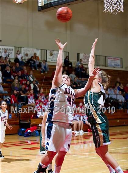 Thumbnail 3 in Santa Barbara vs. San Marcos photogallery.