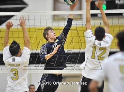 Thumbnail 2 in Mater Dei Catholic @ Olympian photogallery.