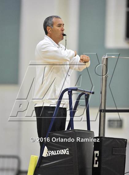 Thumbnail 3 in Mater Dei Catholic @ Olympian photogallery.