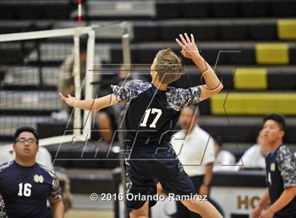 Thumbnail 2 in Mater Dei Catholic @ Olympian photogallery.