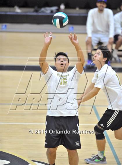 Thumbnail 2 in Mater Dei Catholic @ Olympian photogallery.