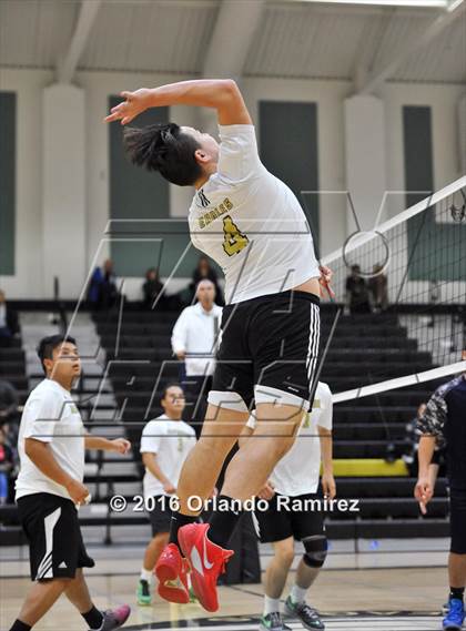 Thumbnail 2 in Mater Dei Catholic @ Olympian photogallery.