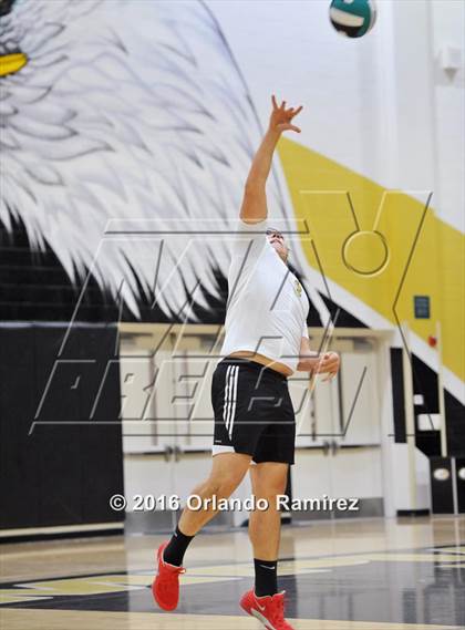 Thumbnail 1 in Mater Dei Catholic @ Olympian photogallery.