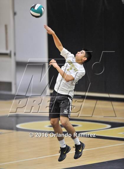 Thumbnail 3 in Mater Dei Catholic @ Olympian photogallery.