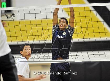 Thumbnail 3 in Mater Dei Catholic @ Olympian photogallery.