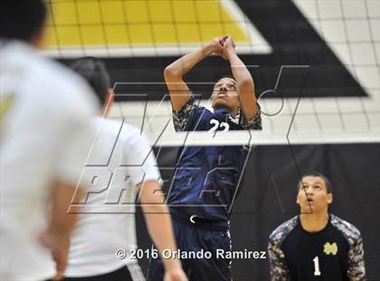 Thumbnail 1 in Mater Dei Catholic @ Olympian photogallery.
