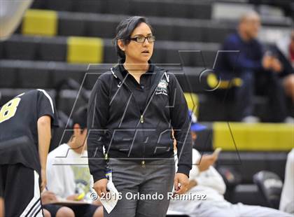 Thumbnail 2 in Mater Dei Catholic @ Olympian photogallery.