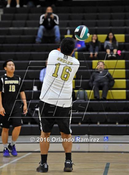 Thumbnail 2 in Mater Dei Catholic @ Olympian photogallery.