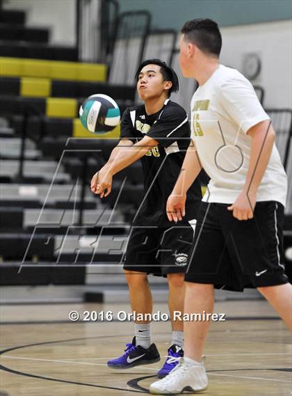 Thumbnail 1 in Mater Dei Catholic @ Olympian photogallery.