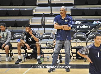 Thumbnail 1 in Mater Dei Catholic @ Olympian photogallery.