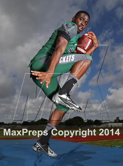 Thumbnail 2 in Central (2014 Preseason Top 25 Photo Shoot)  photogallery.